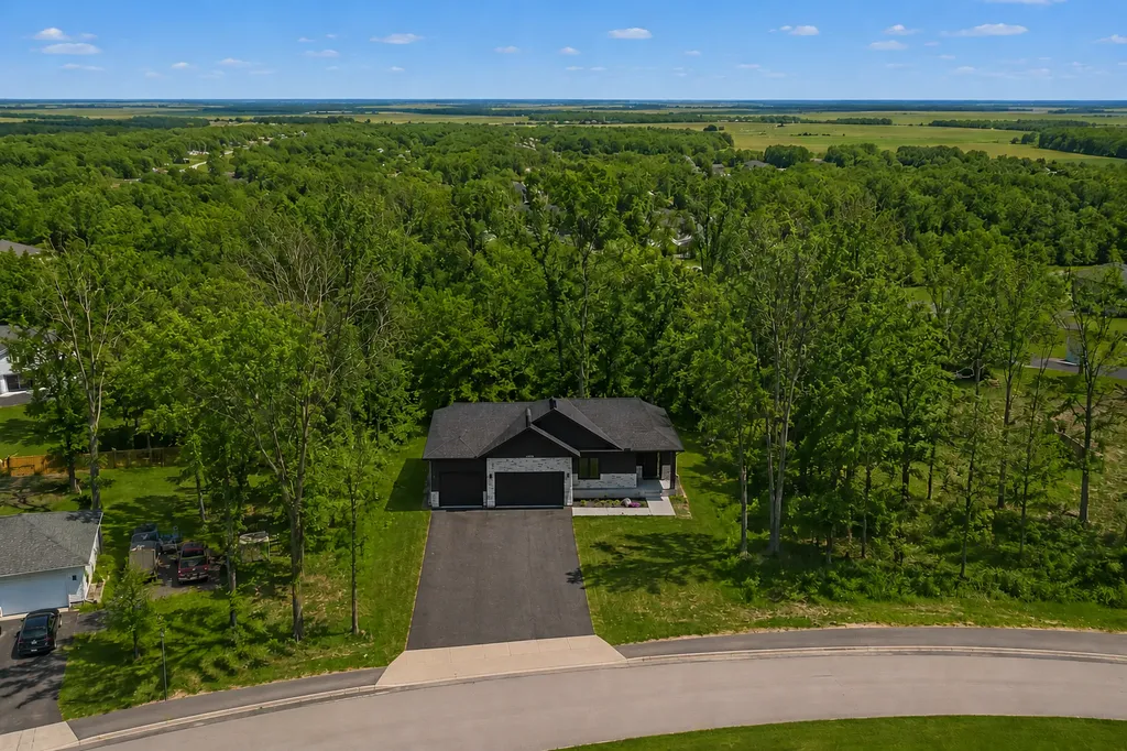1407 Mineral Springs Parkway Owatonna MN 55060