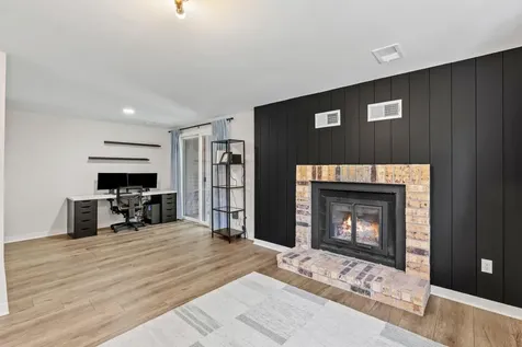 828 Sherwood Road Shoreview MN 55126