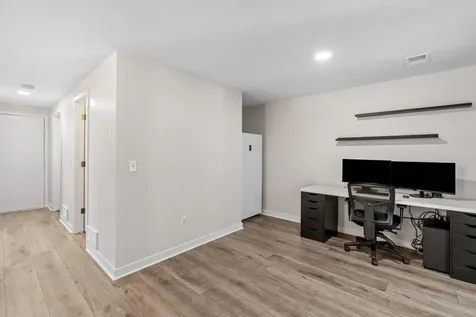 828 Sherwood Road Shoreview MN 55126