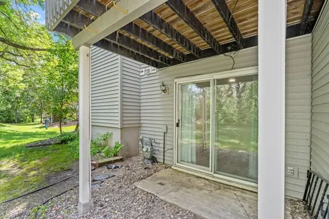 828 Sherwood Road Shoreview MN 55126