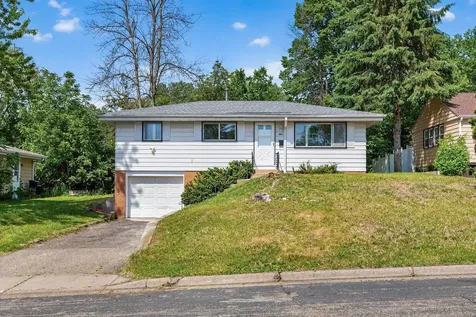3211 Indiana Avenue N Robbinsdale MN 55422