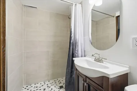 1906 Stryker Avenue West Saint Paul MN 55118