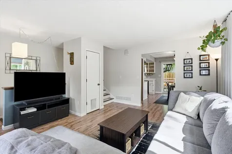 1906 Stryker Avenue West Saint Paul MN 55118