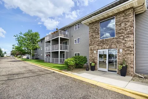 880 Lyn Way Hastings MN 55033