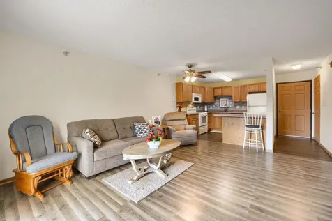 880 Lyn Way Hastings MN 55033