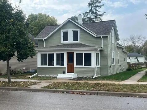 215 N Maple Street Chaska MN 55318