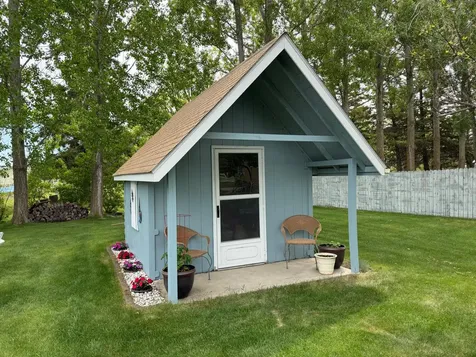 716 Main Avenue S Roseau MN 56751
