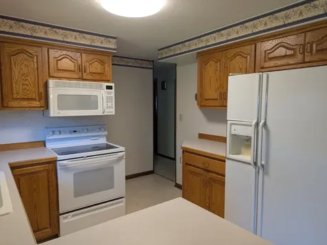 1005 Skylark Lane Albert Lea MN 56007