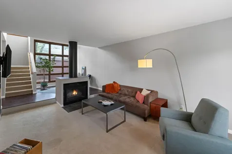 1335 Spencer Road W Saint Paul MN 55108