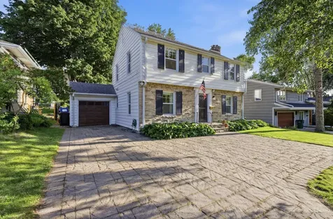 5225 Interlachen Boulevard Edina MN 55436