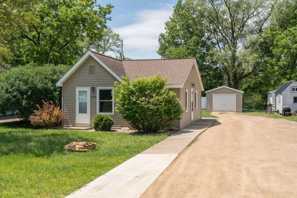 2018 7th Avenue Mankato MN 56001