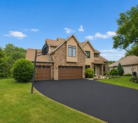 17126 Jonathan Court Lakeville MN 55044
