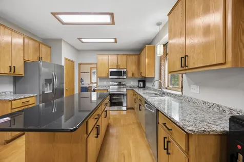 17126 Jonathan Court Lakeville MN 55044
