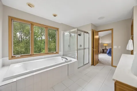 17126 Jonathan Court Lakeville MN 55044