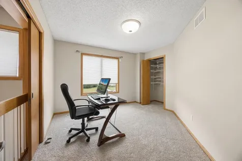 17126 Jonathan Court Lakeville MN 55044
