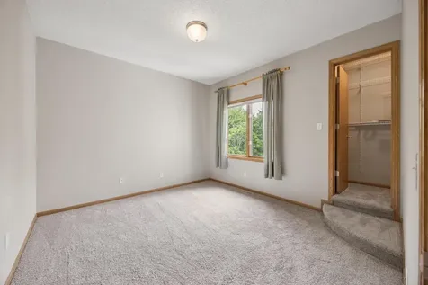 17126 Jonathan Court Lakeville MN 55044