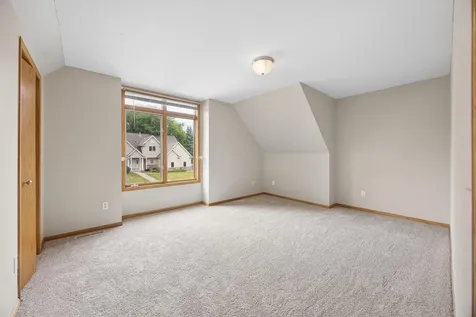 17126 Jonathan Court Lakeville MN 55044