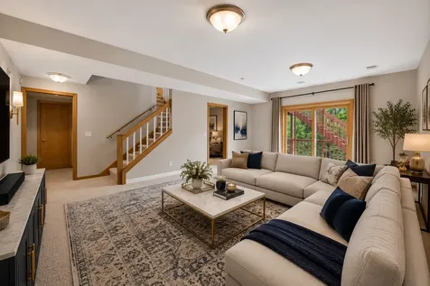 17126 Jonathan Court Lakeville MN 55044