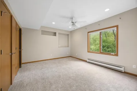17126 Jonathan Court Lakeville MN 55044