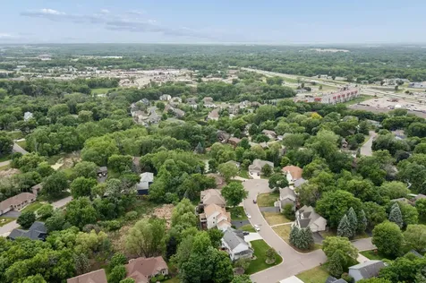 17126 Jonathan Court Lakeville MN 55044
