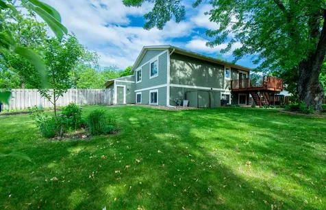 7965 Sierra Parkway Brooklyn Park MN 55444