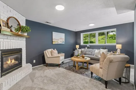 1077 Churchill Circle Shoreview MN 55126