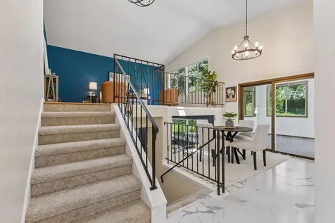 1077 Churchill Circle Shoreview MN 55126