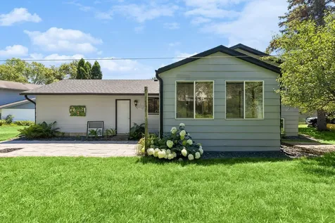 1077 Churchill Circle Shoreview MN 55126