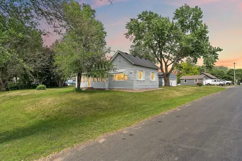 387 2nd Street S Bayport MN 55003