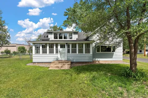 387 2nd Street S Bayport MN 55003