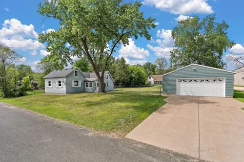 387 2nd Street S Bayport MN 55003