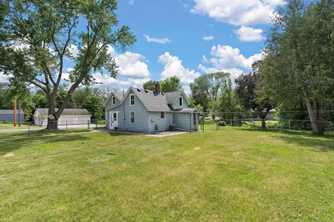387 2nd Street S Bayport MN 55003