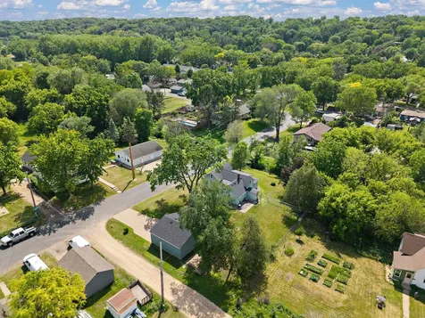 387 2nd Street S Bayport MN 55003