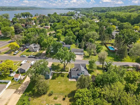 387 2nd Street S Bayport MN 55003