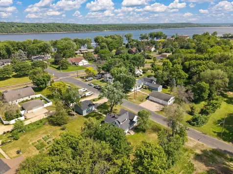 387 2nd Street S Bayport MN 55003
