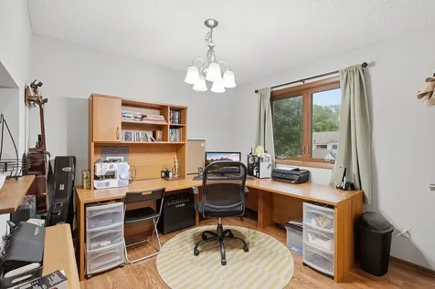 1580 Wheelock Lane Saint Paul MN 55117