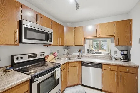 1580 Wheelock Lane Saint Paul MN 55117