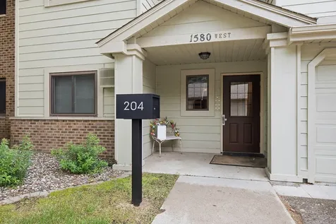 1580 Wheelock Lane Saint Paul MN 55117