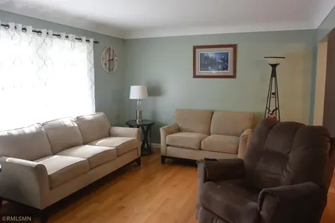 1323 Armstrong Avenue N Glencoe MN 55336