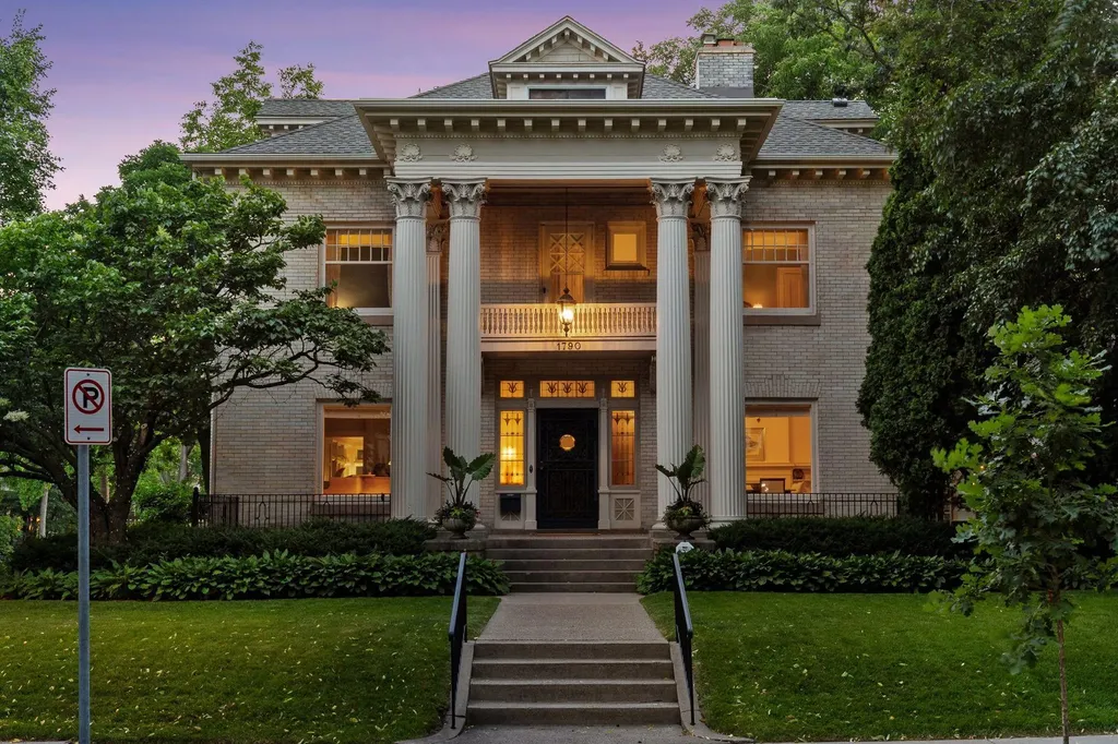 1790 Irving Avenue S Minneapolis MN 55403