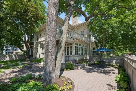 1790 Irving Avenue S Minneapolis MN 55403