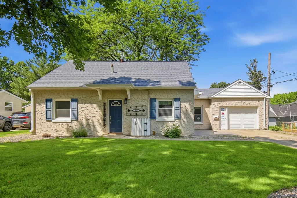 618 E University Street Owatonna MN 55060