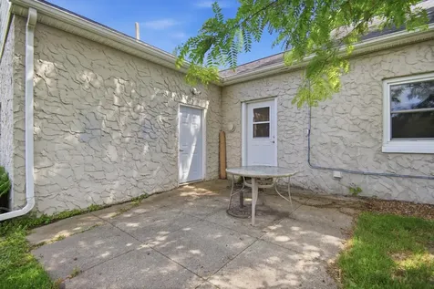 618 E University Street Owatonna MN 55060
