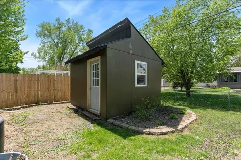 5817 Quail Avenue N Crystal MN 55429