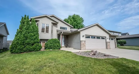 3931 Birmingham Lane NW Rochester MN 55901