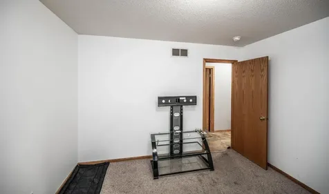 3931 Birmingham Lane NW Rochester MN 55901