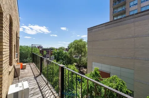 609 S 9th Street Minneapolis MN 55404