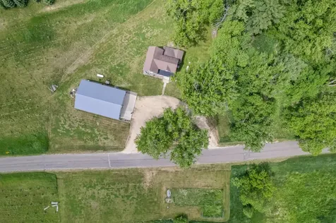 S1689 County Road Xx Alma WI 54610