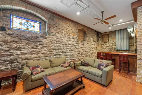 609 S 9th Street Minneapolis MN 55404