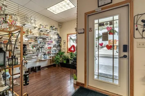 121 S Broadway Pelican Rapids MN 56572